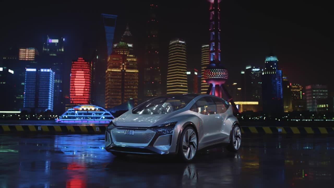 The showcar Audi AI:ME (driving footage)