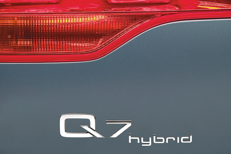 Audi Q7 hybrid concept quattro