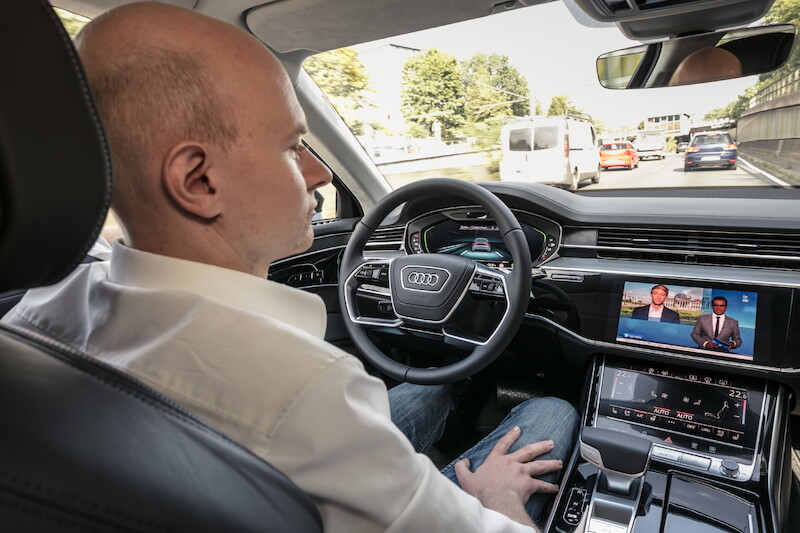 Zautomatyzowana jazda na nowym poziomie: pilot jazdy w korkach Audi AI