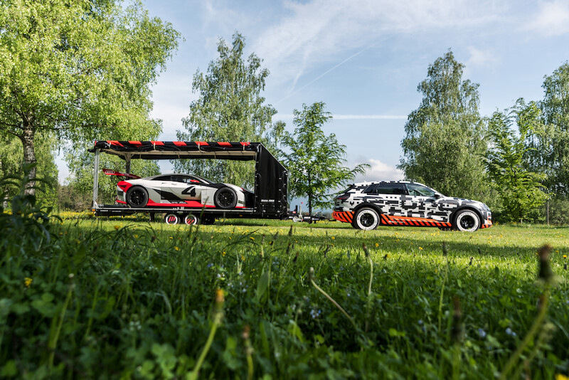 Elektryczna kombinacja: prototyp Audi e-tron na zlocie nad jeziorem Wörthersee