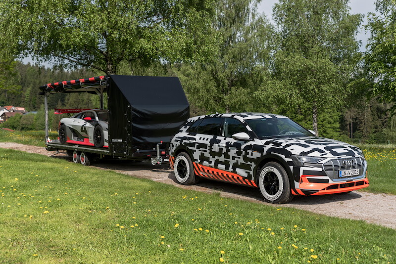 Elektryczna kombinacja: prototyp Audi e-tron na zlocie nad jeziorem Wörthersee