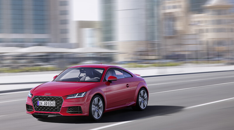 Nowe Audi TT i Audi TTS - odświeżenie ikony stylistyki