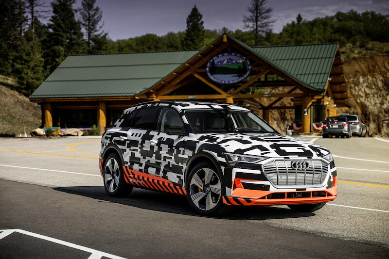 Przejęcie kontroli: Prototyp Audi e-tron - test rekuperacji