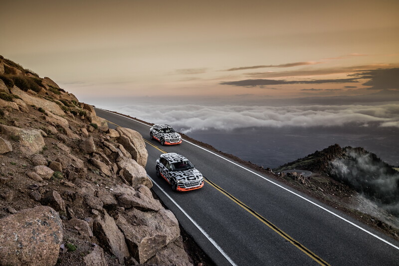 Przejęcie kontroli: Prototyp Audi e-tron - test rekuperacji