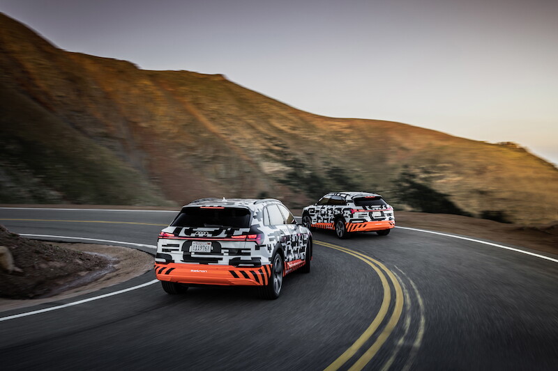 Przejęcie kontroli: Prototyp Audi e-tron - test rekuperacji