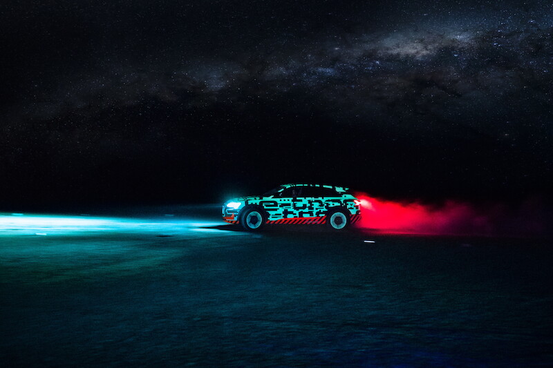 Power play: Audi e-tron, prototyp o elektryzującej dynamice