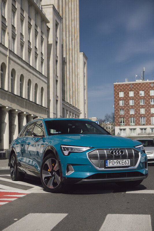 Audi e-tron