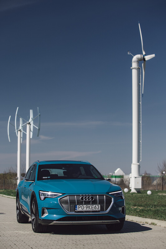 Audi e-tron