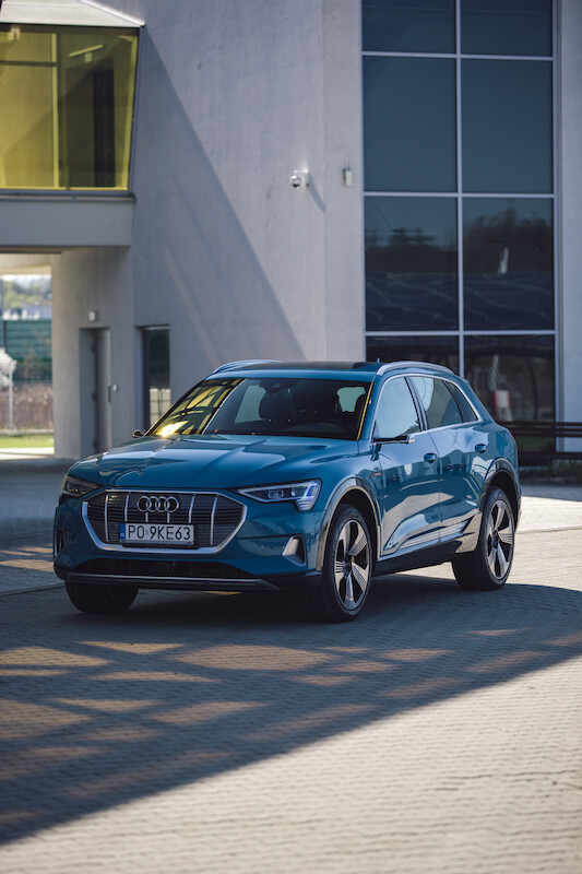 Audi e-tron