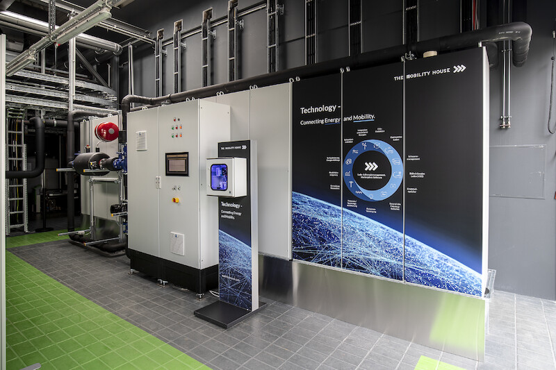 Audi uruchamia na berlińskim kampusie EUREF jednostkę magazynującą energię zbudowaną ze starych akumulatorów