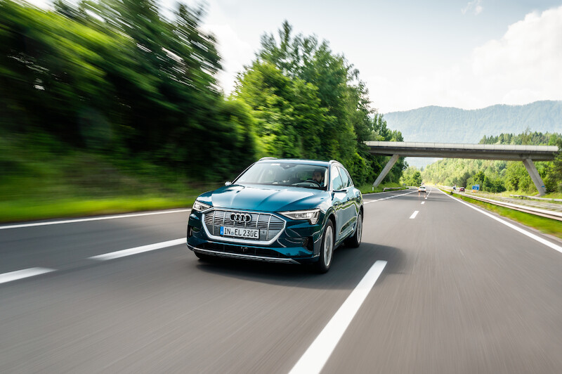 Dziesięć państw w 24 godziny: Audi e-tron w drodze
