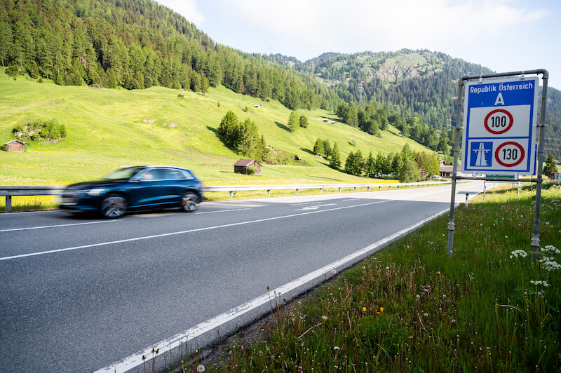 Dziesięć państw w 24 godziny: Audi e-tron w drodze