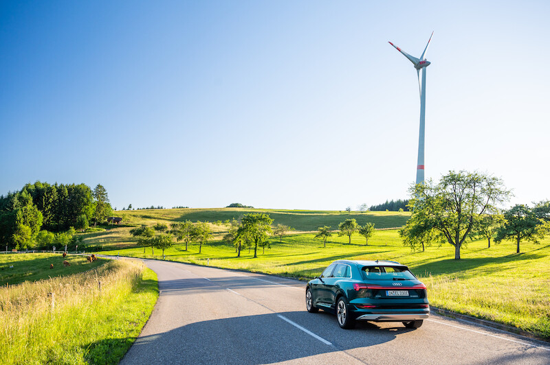 Dziesięć państw w 24 godziny: Audi e-tron w drodze