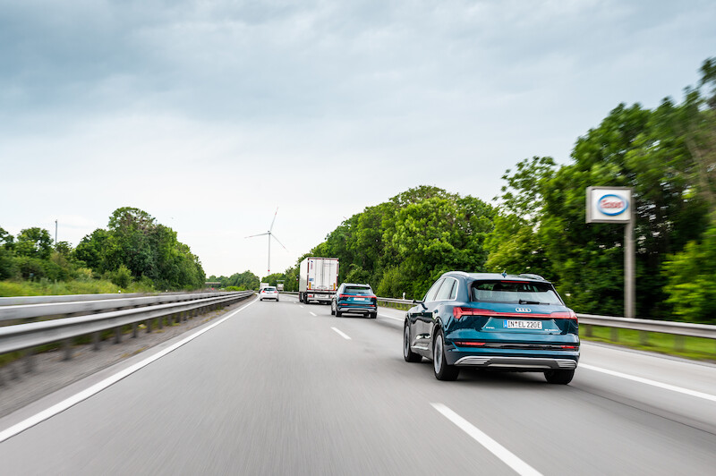 Dziesięć państw w 24 godziny: Audi e-tron w drodze