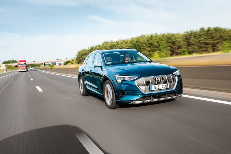 Dziesięć państw w 24 godziny: Audi e-tron w drodze
