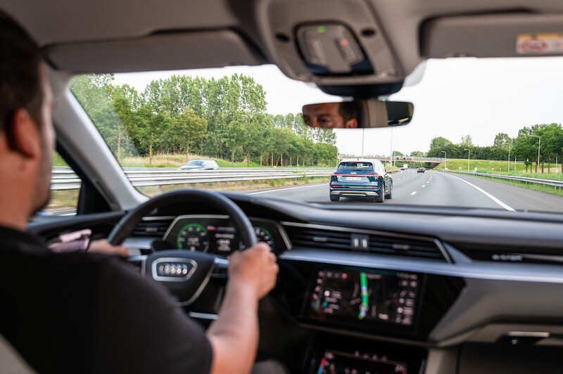 Dziesięć państw w 24 godziny: Audi e-tron w drodze