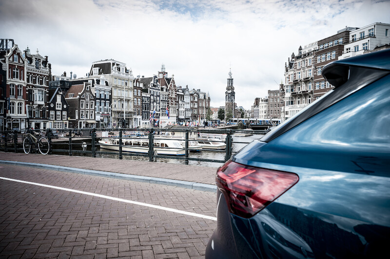 Dziesięć państw w 24 godziny: Audi e-tron w drodze