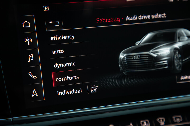 Nowe Audi S8 - ekscytujące osiągi samochodu klasy luksusowej