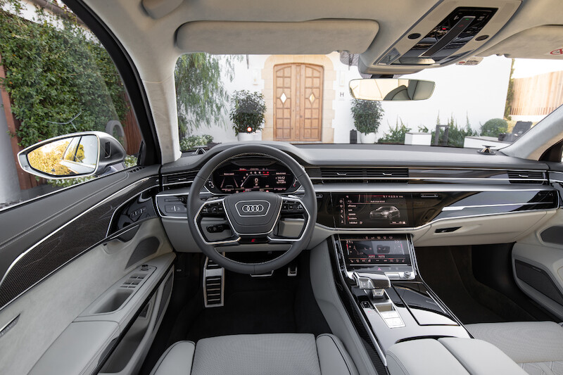 Nowe Audi S8 - ekscytujące osiągi samochodu klasy luksusowej