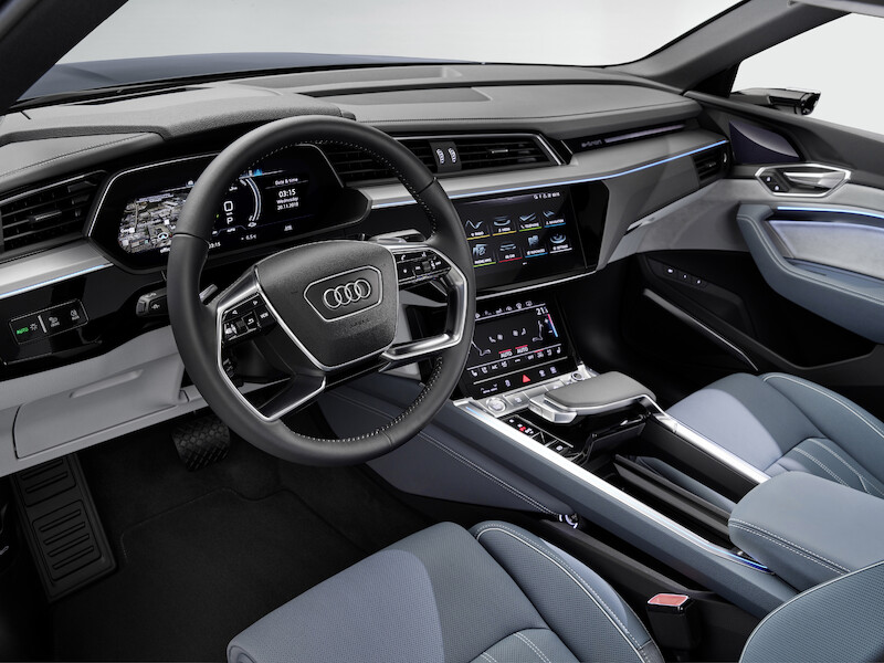 SUV coupé z rodziny pojazdów e-tron: Audi e-tron Sportback