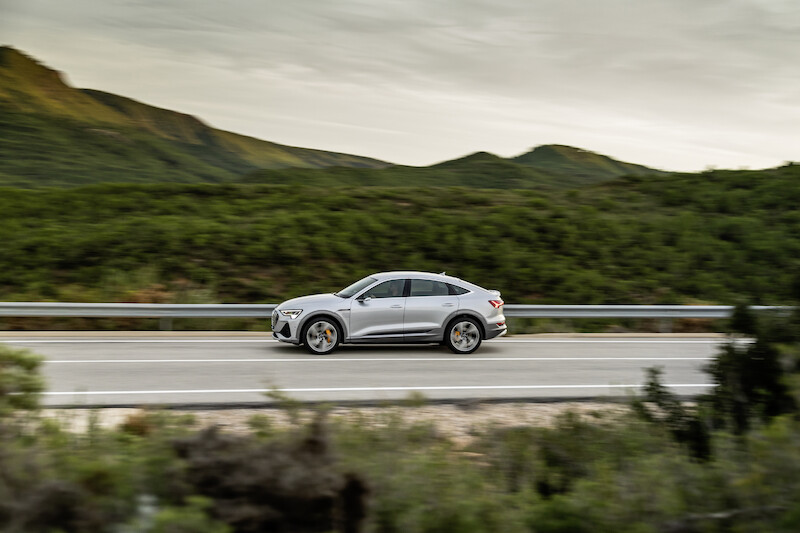 SUV coupé z rodziny pojazdów e-tron: Audi e-tron Sportback