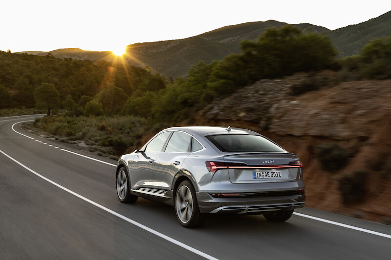 SUV coupé z rodziny pojazdów e-tron: Audi e-tron Sportback