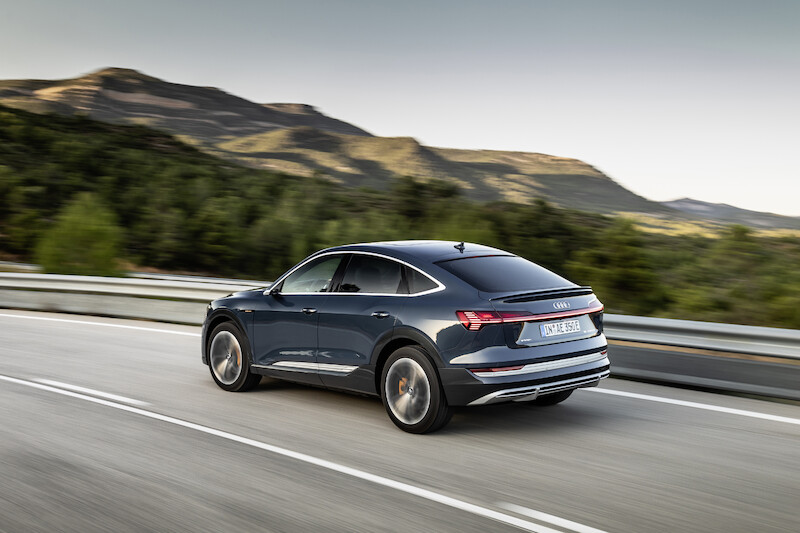 SUV coupé z rodziny pojazdów e-tron: Audi e-tron Sportback