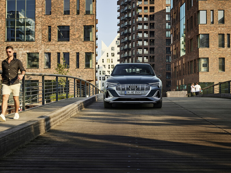 SUV coupé z rodziny pojazdów e-tron: Audi e-tron Sportback