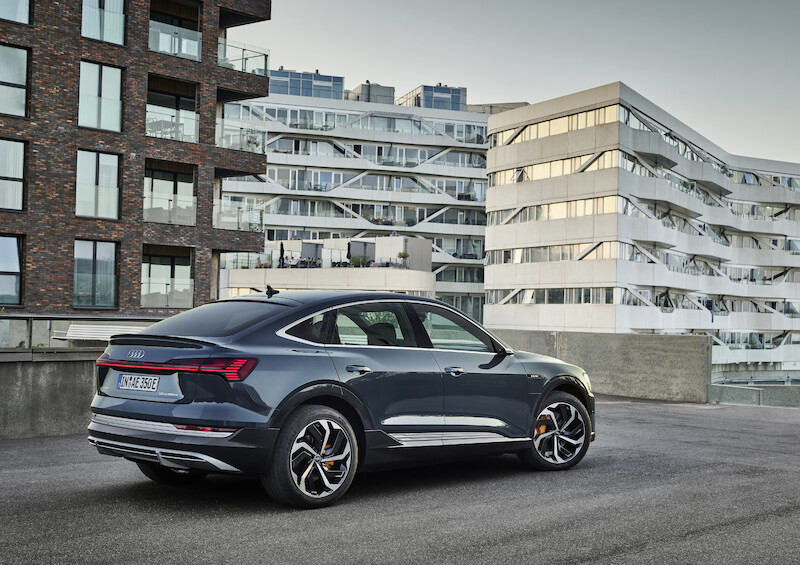 SUV coupé z rodziny pojazdów e-tron: Audi e-tron Sportback