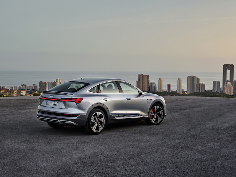 SUV coupé z rodziny pojazdów e-tron: Audi e-tron Sportback