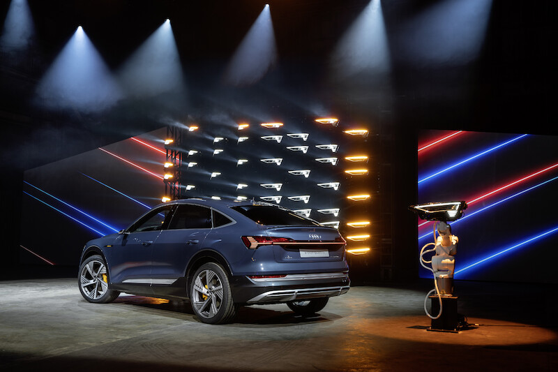SUV coupé z rodziny pojazdów e-tron: Audi e-tron Sportback