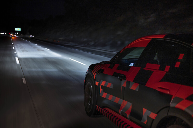 SUV coupé z rodziny pojazdów e-tron: Audi e-tron Sportback
