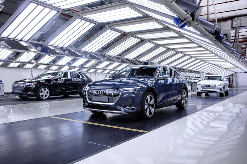 SUV coupé z rodziny pojazdów e-tron: Audi e-tron Sportback