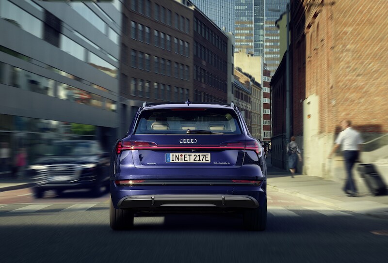 Większa wydajność i dłuższy zasięg: techniczne udoskonalenia w Audi e-tron
