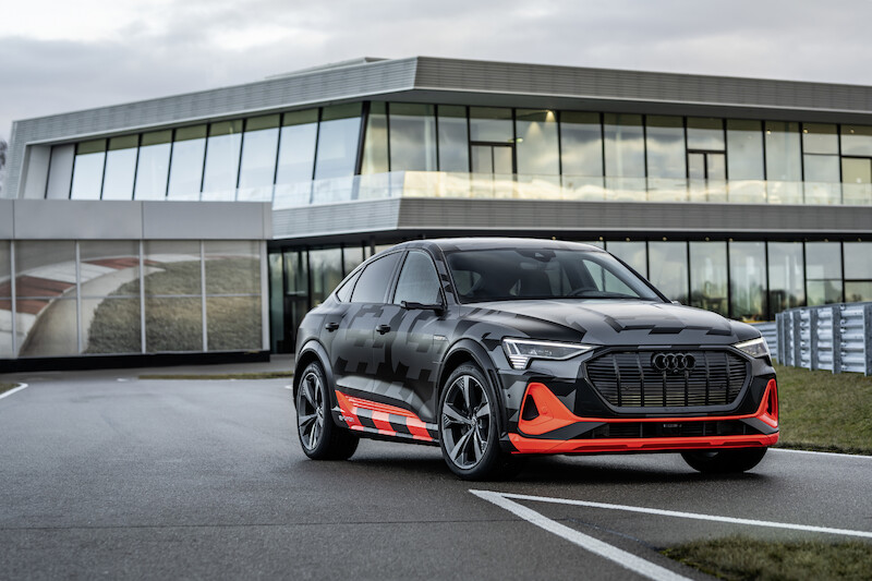Dynamiczne, zwinne i elektryczne: Audi przedstawia koncepcję napędu dla modeli e-tron S