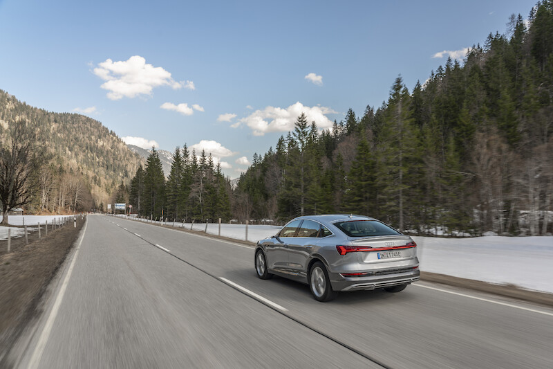 SUV coupé uzupełnia rodzinę pojazdów e-tron: Audi e-tron Sportback