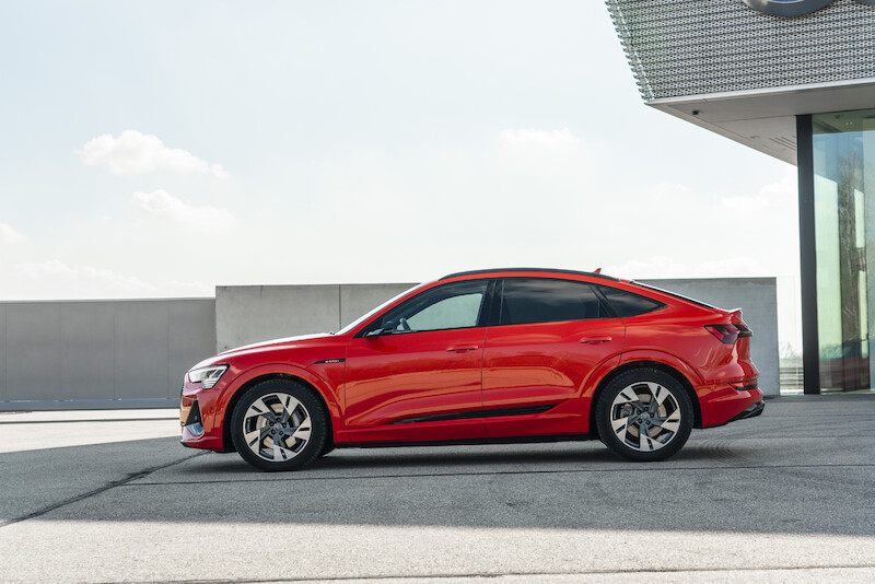 SUV coupé uzupełnia rodzinę pojazdów e-tron: Audi e-tron Sportback