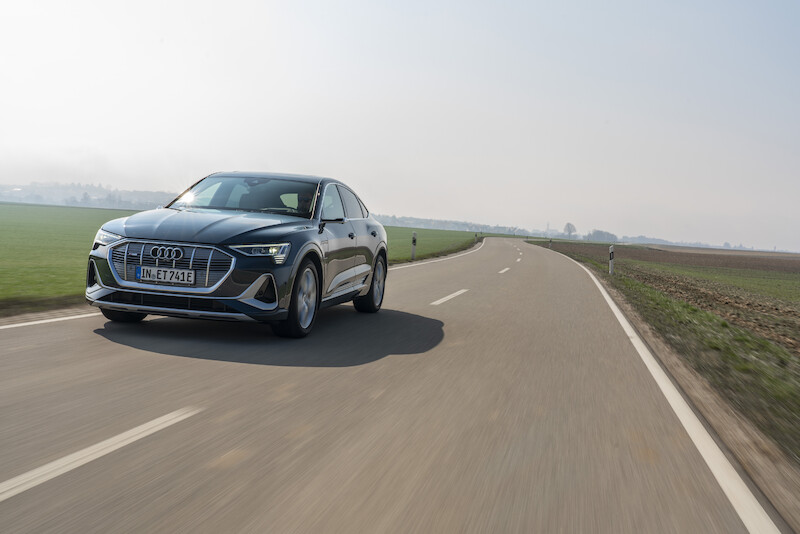 SUV coupé uzupełnia rodzinę pojazdów e-tron: Audi e-tron Sportback