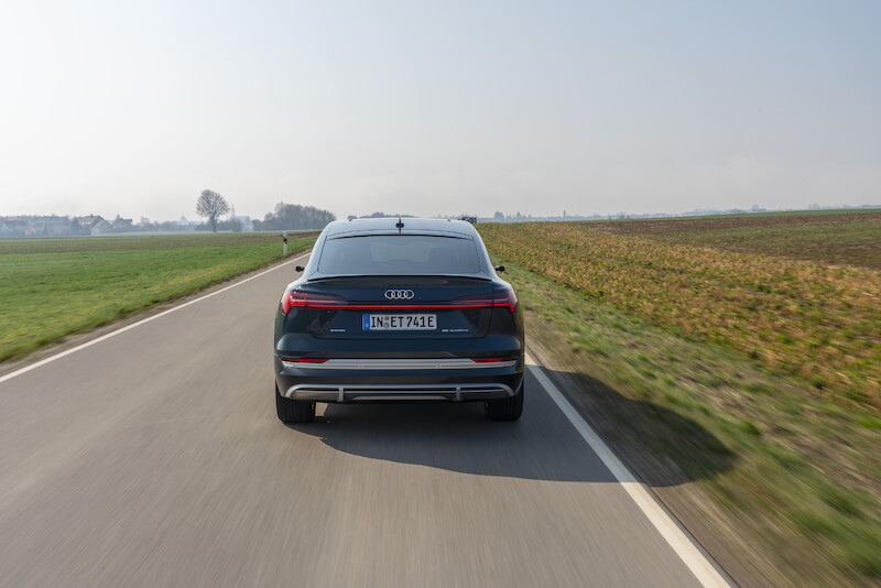 SUV coupé uzupełnia rodzinę pojazdów e-tron: Audi e-tron Sportback