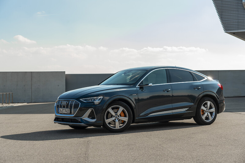 SUV coupé uzupełnia rodzinę pojazdów e-tron: Audi e-tron Sportback