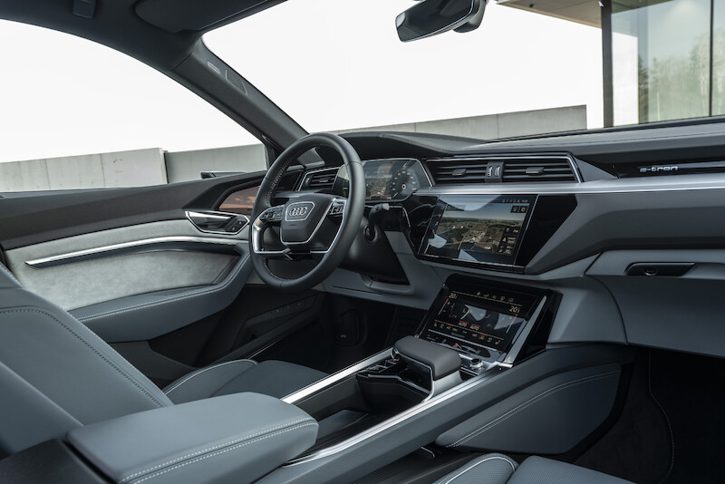 SUV coupé uzupełnia rodzinę pojazdów e-tron: Audi e-tron Sportback