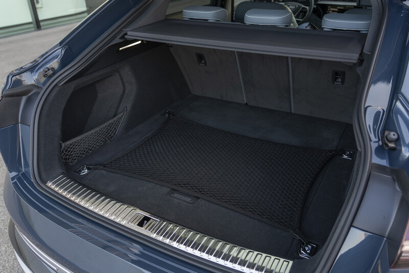 SUV coupé uzupełnia rodzinę pojazdów e-tron: Audi e-tron Sportback