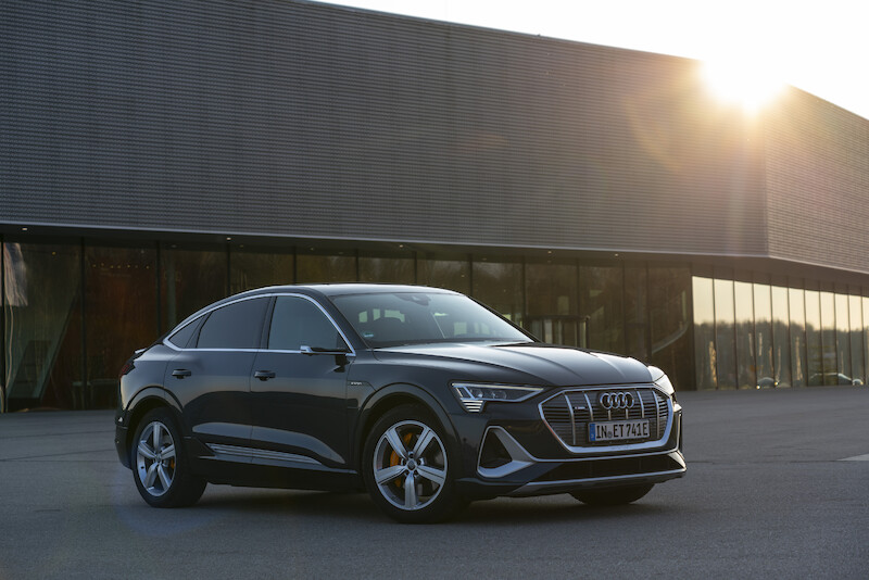 SUV coupé uzupełnia rodzinę pojazdów e-tron: Audi e-tron Sportback