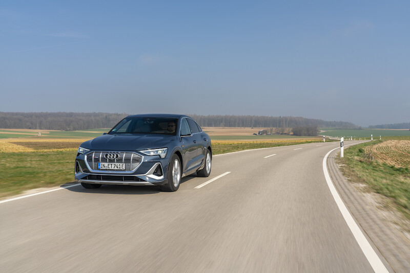 SUV coupé uzupełnia rodzinę pojazdów e-tron: Audi e-tron Sportback