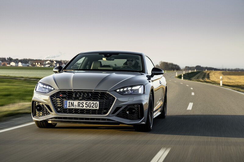 Czysta dynamika w nowej odsłonie: Audi RS 5 Coupé i Audi RS 5 Sportback