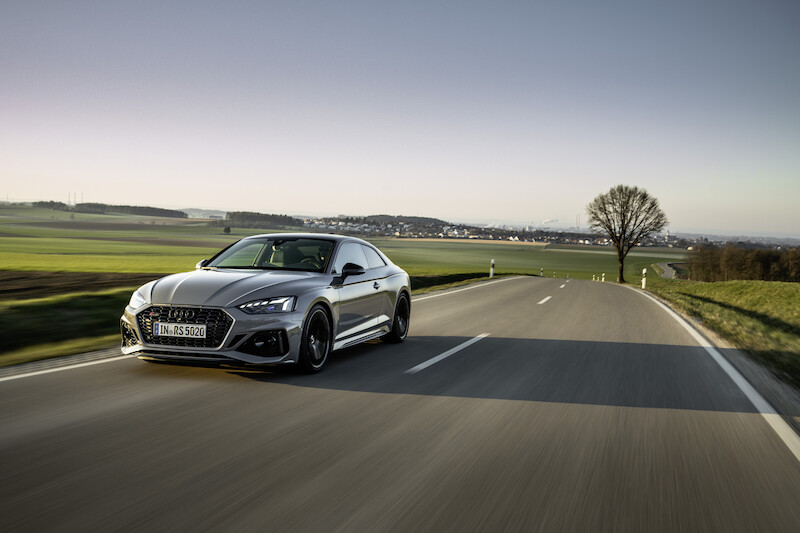 Czysta dynamika w nowej odsłonie: Audi RS 5 Coupé i Audi RS 5 Sportback