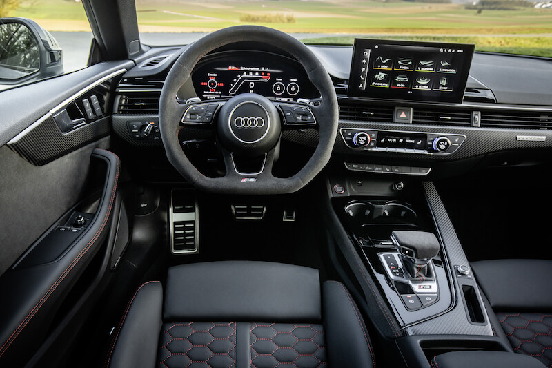 Czysta dynamika w nowej odsłonie: Audi RS 5 Coupé i Audi RS 5 Sportback