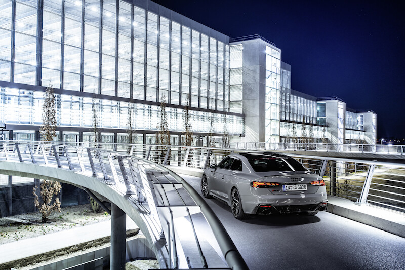Czysta dynamika w nowej odsłonie: Audi RS 5 Coupé i Audi RS 5 Sportback