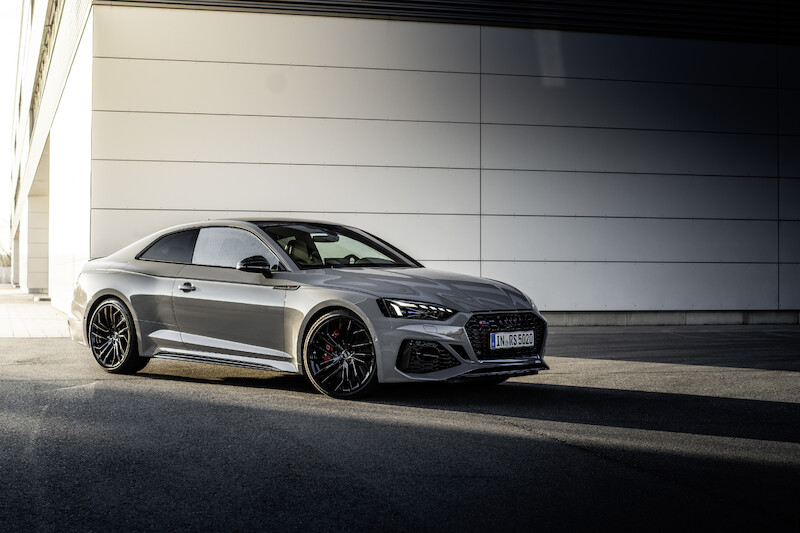 Czysta dynamika w nowej odsłonie: Audi RS 5 Coupé i Audi RS 5 Sportback