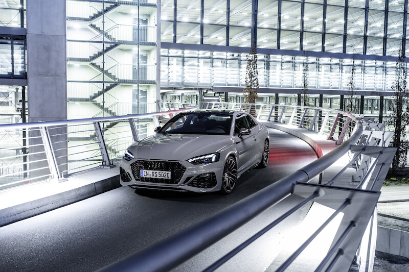Czysta dynamika w nowej odsłonie: Audi RS 5 Coupé i Audi RS 5 Sportback